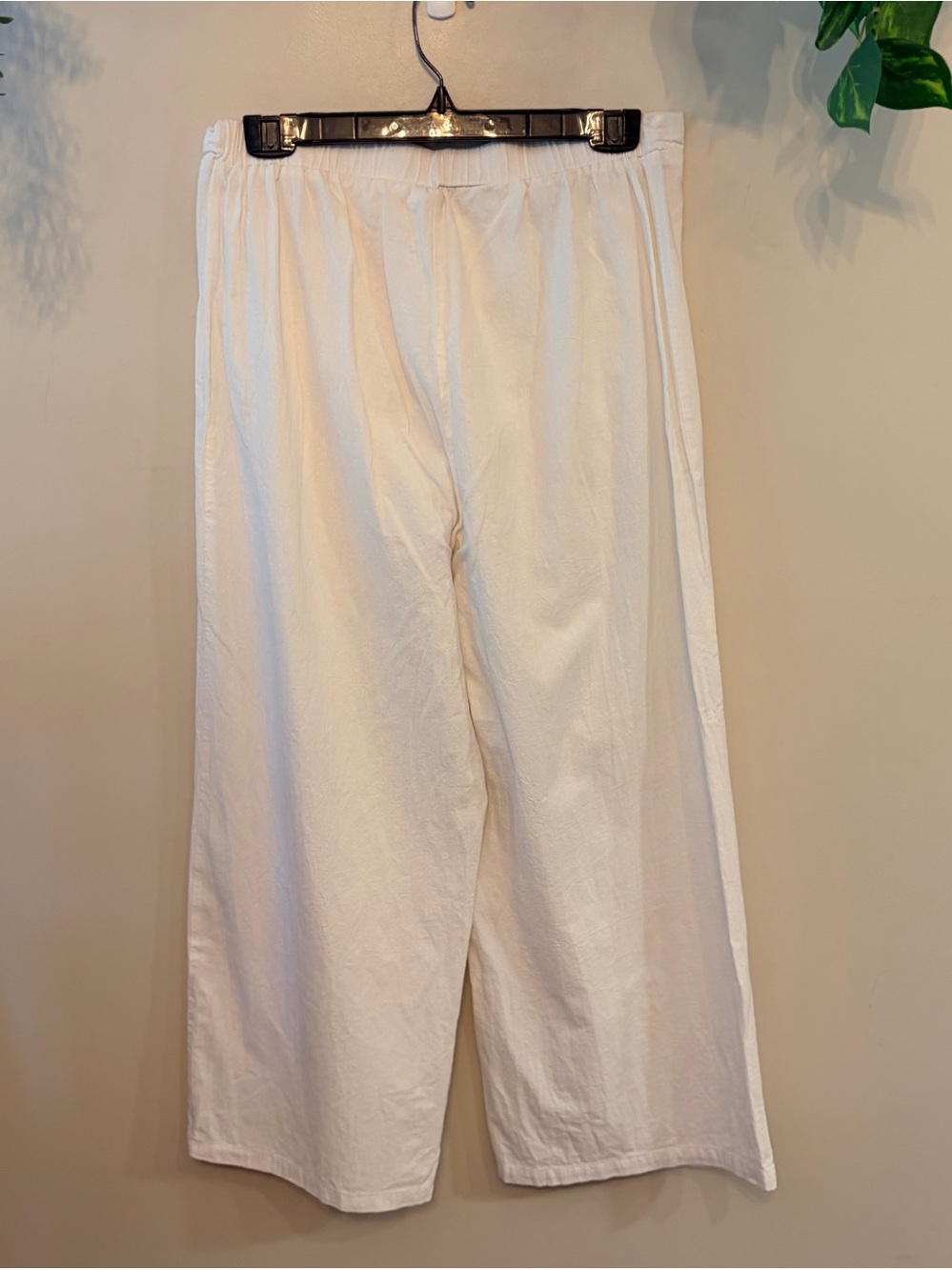 Boutique Coastal Resort Textured Cotton Wide Leg Pants - Picture 4 of 5